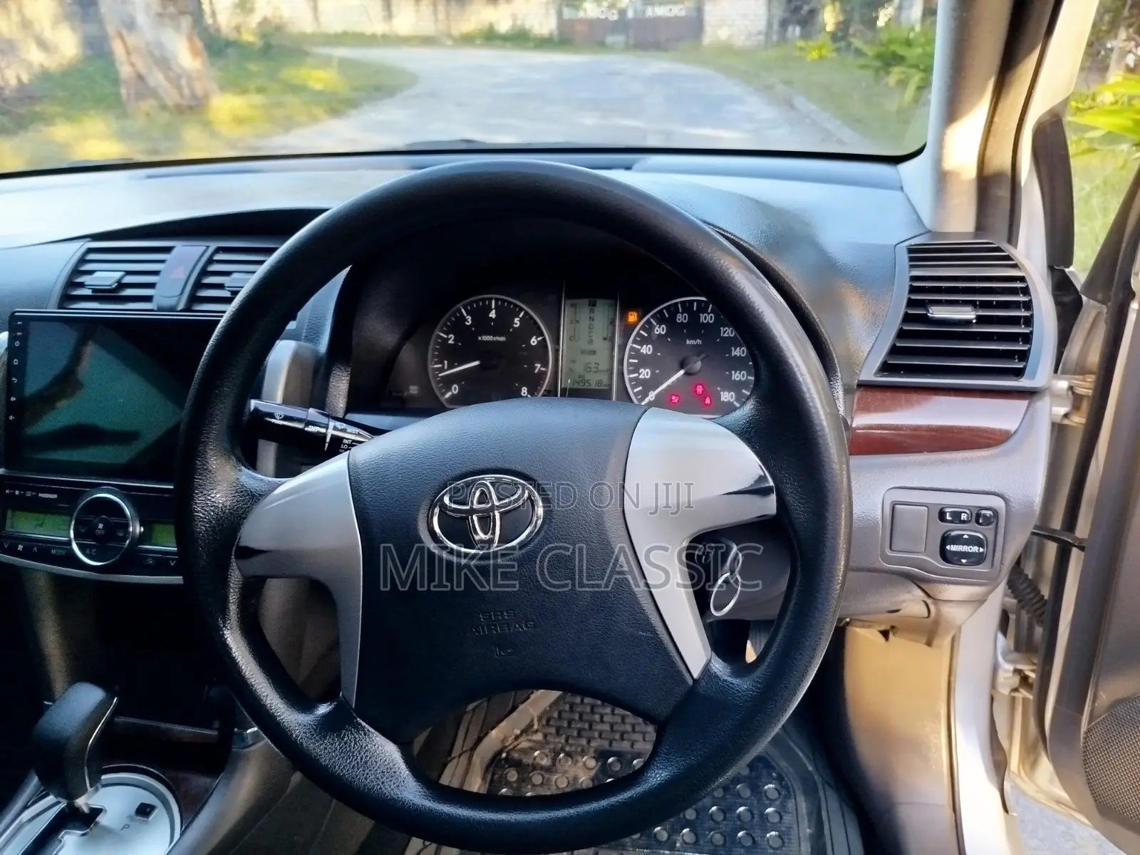 Toyota Premio 1.8 AWD 2016 Silver