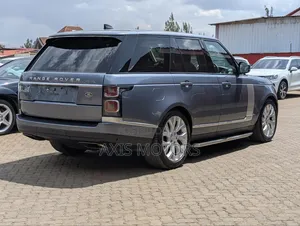 Land Rover Range Rover Vogue 2019 Blue