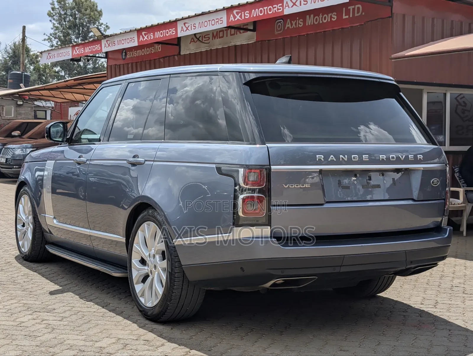 Land Rover Range Rover Vogue 2019 Blue