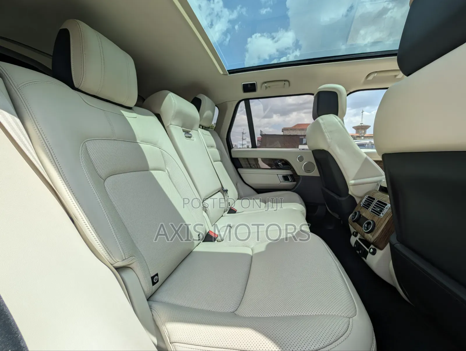 Land Rover Range Rover Vogue 2019 Blue
