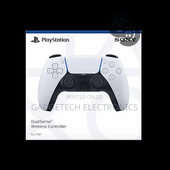 White Ps 5 Pad