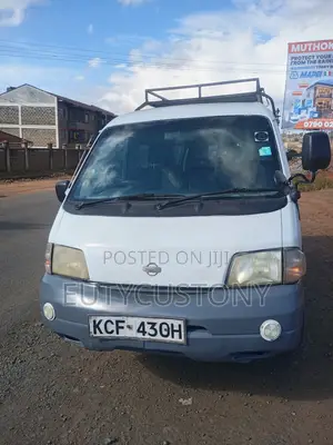 Nissan Caravan 2010 White