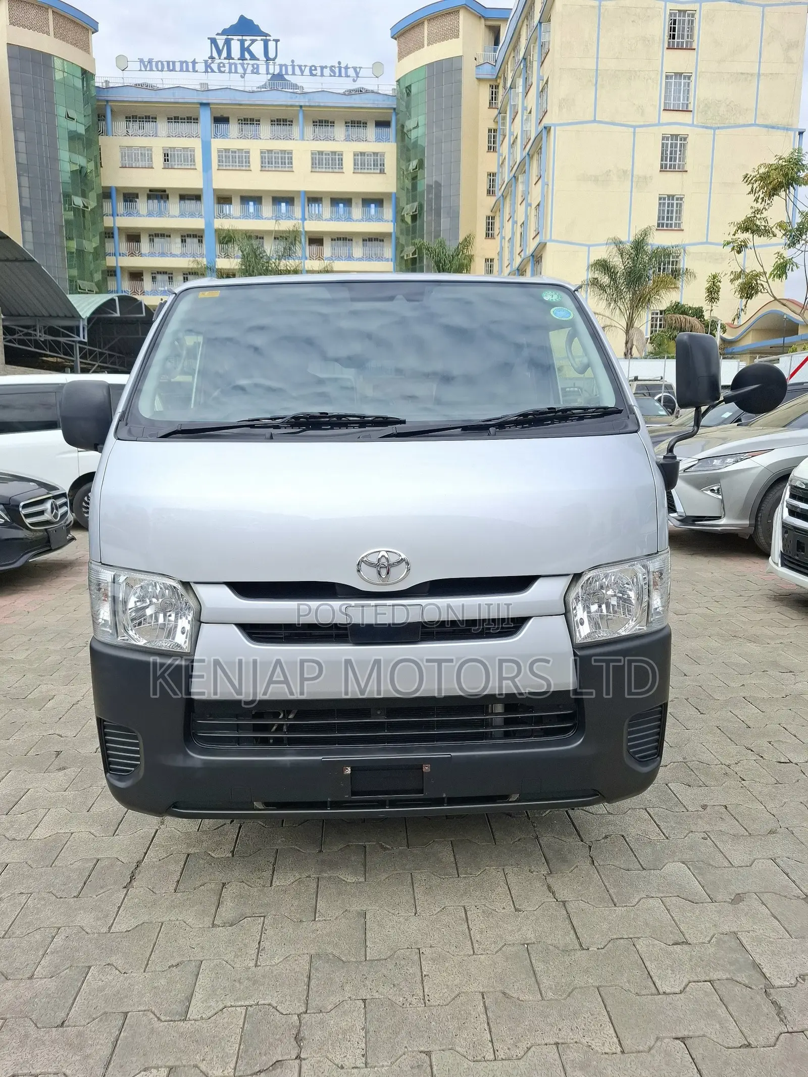 Toyota HiAce 2020 Silver