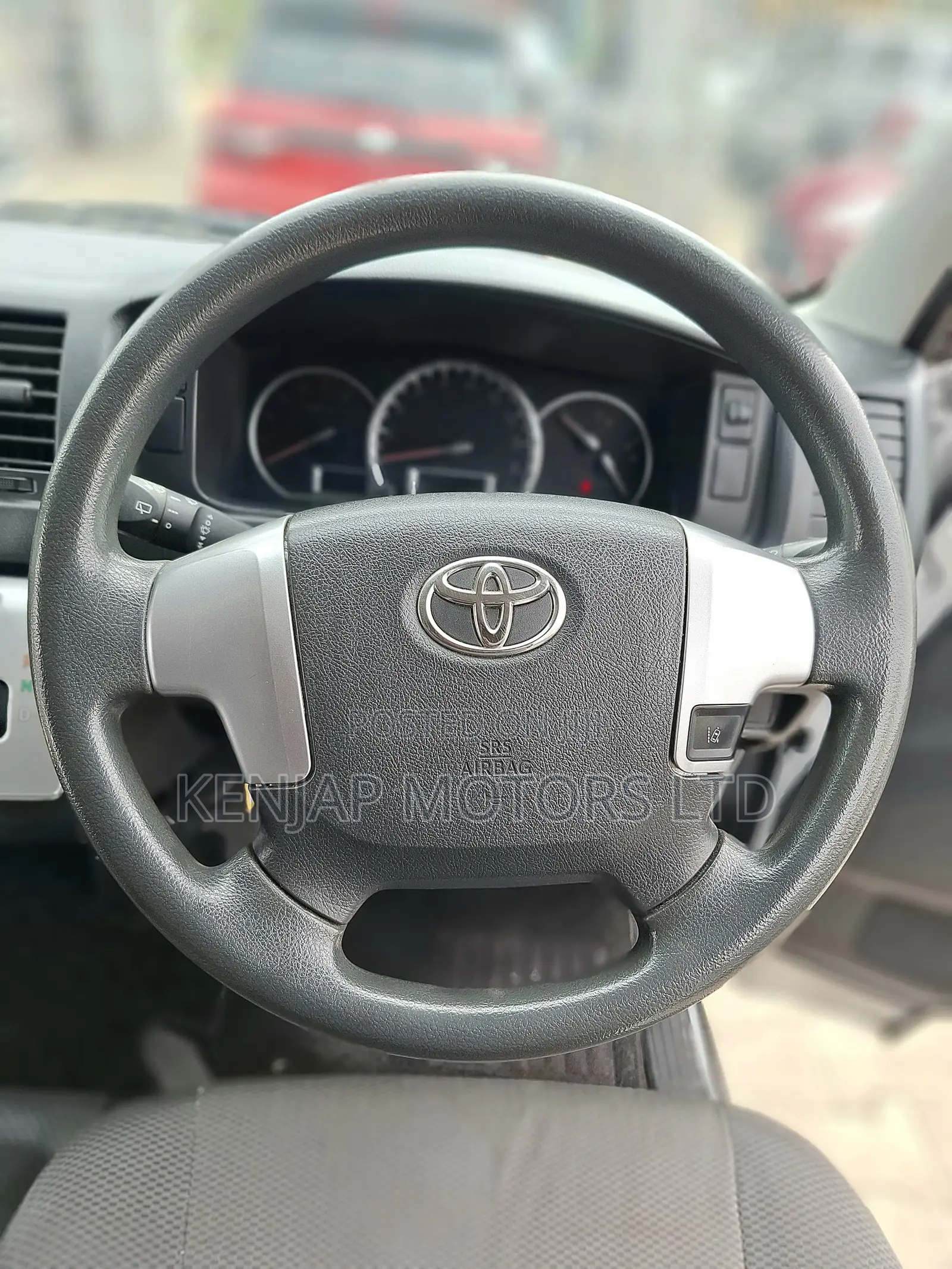 Toyota HiAce 2020 Silver