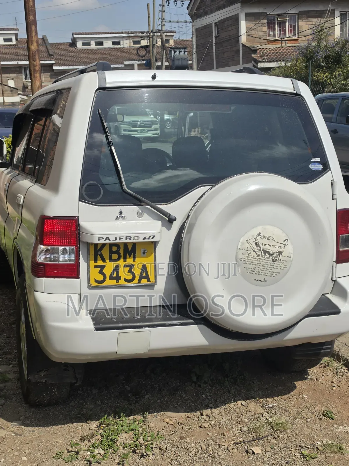 Mitsubishi Pajero 2012 White