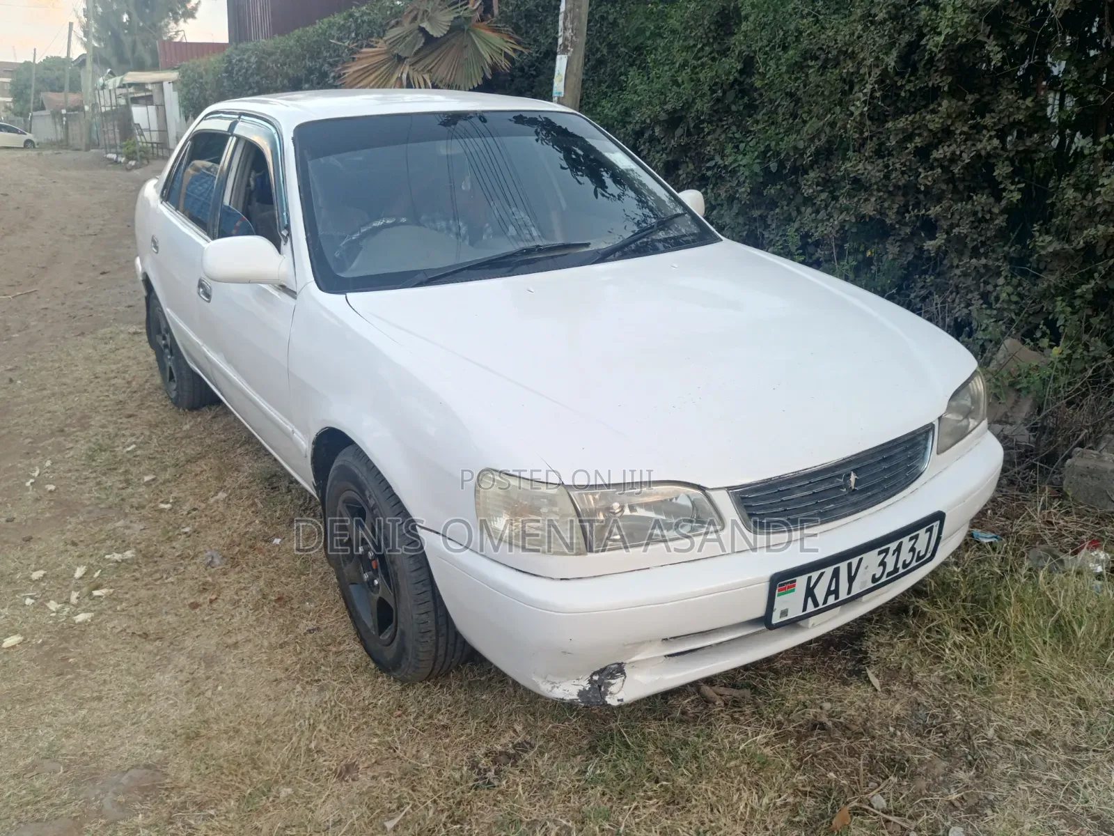 Toyota Corolla X 1.3 Automatic 2000 White