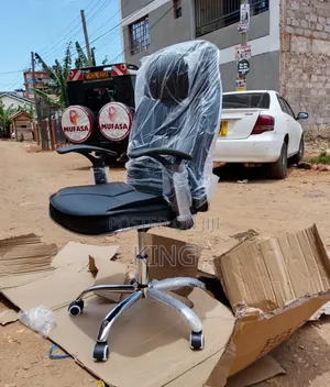 Office Chair/New Fashions Black Leather Office Chair