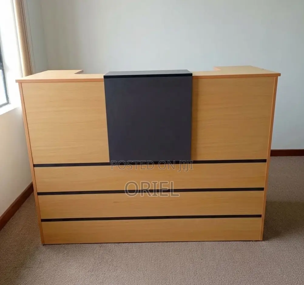Office Reception Desk : 1400MM Desktop Reception Desk