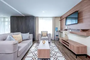 Furnished 1bdrm Block of Flats in Roma Court, Hurlingham for rent