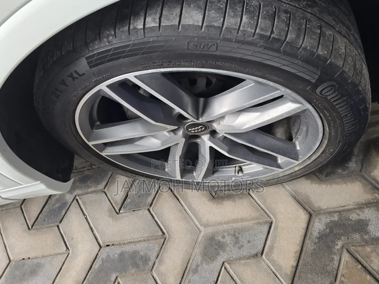 Audi Q7 2019 Pearl