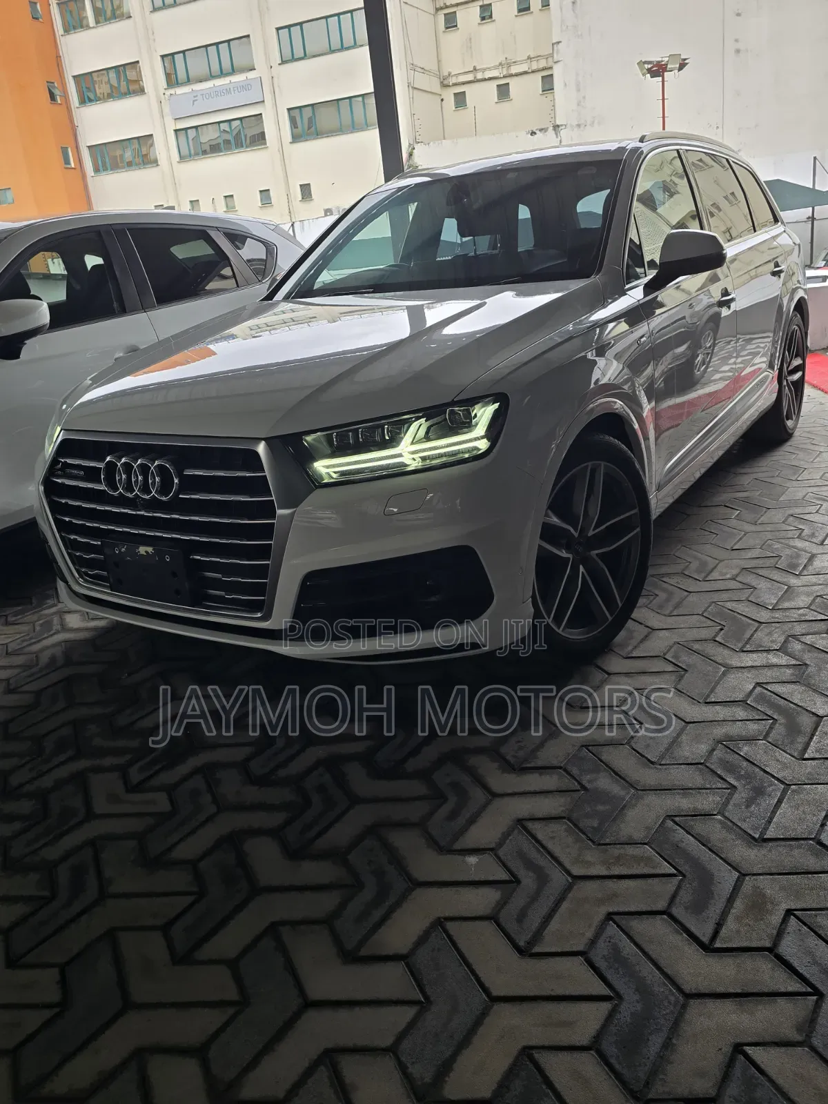 Audi Q7 2019 Pearl