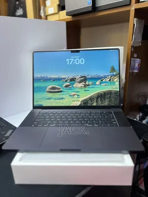 Laptop Apple MacBook Pro 2024 M4 Max 36GB Apple M4 Max SSD 1T