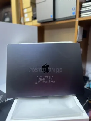 Laptop Apple MacBook Pro 2024 M4 Max 36GB Apple M4 Max SSD 1T