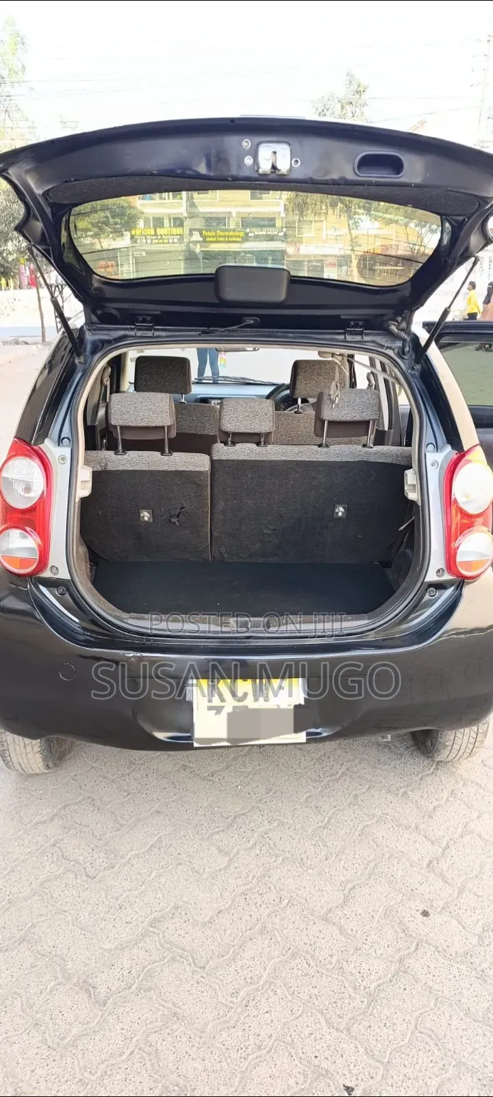 Toyota Passo 2012