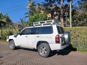 Nissan Patrol 2012 White