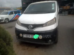 Nissan NV200 2011 Silver