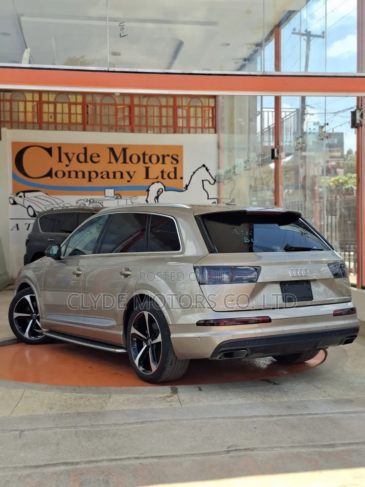 Audi Q7 2019 Gold