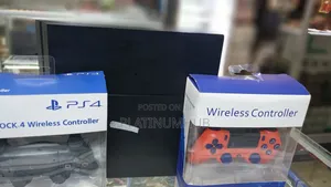 PS4 Standard Chipped+ 2 Controllers