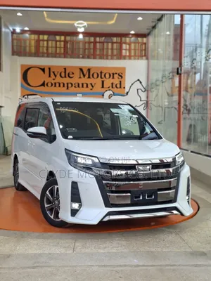 Toyota Noah 2.0 FWD (8 Seater) 2019 White
