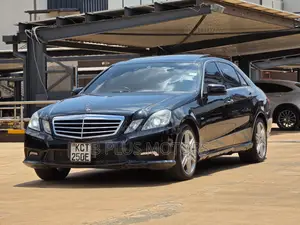 Mercedes-Benz E250 2011 Black