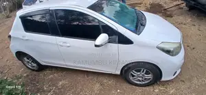 Toyota Vitz 2012 White