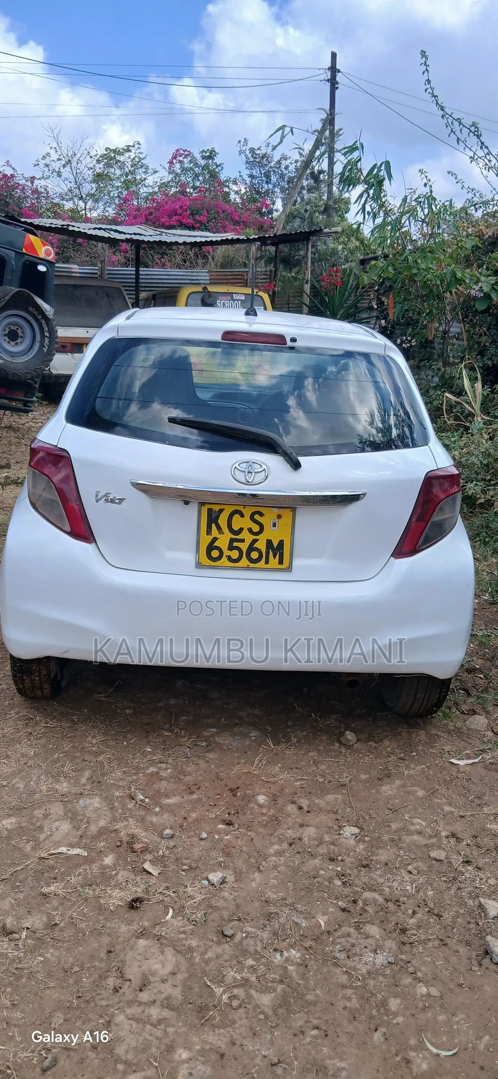 Toyota Vitz 2012 White