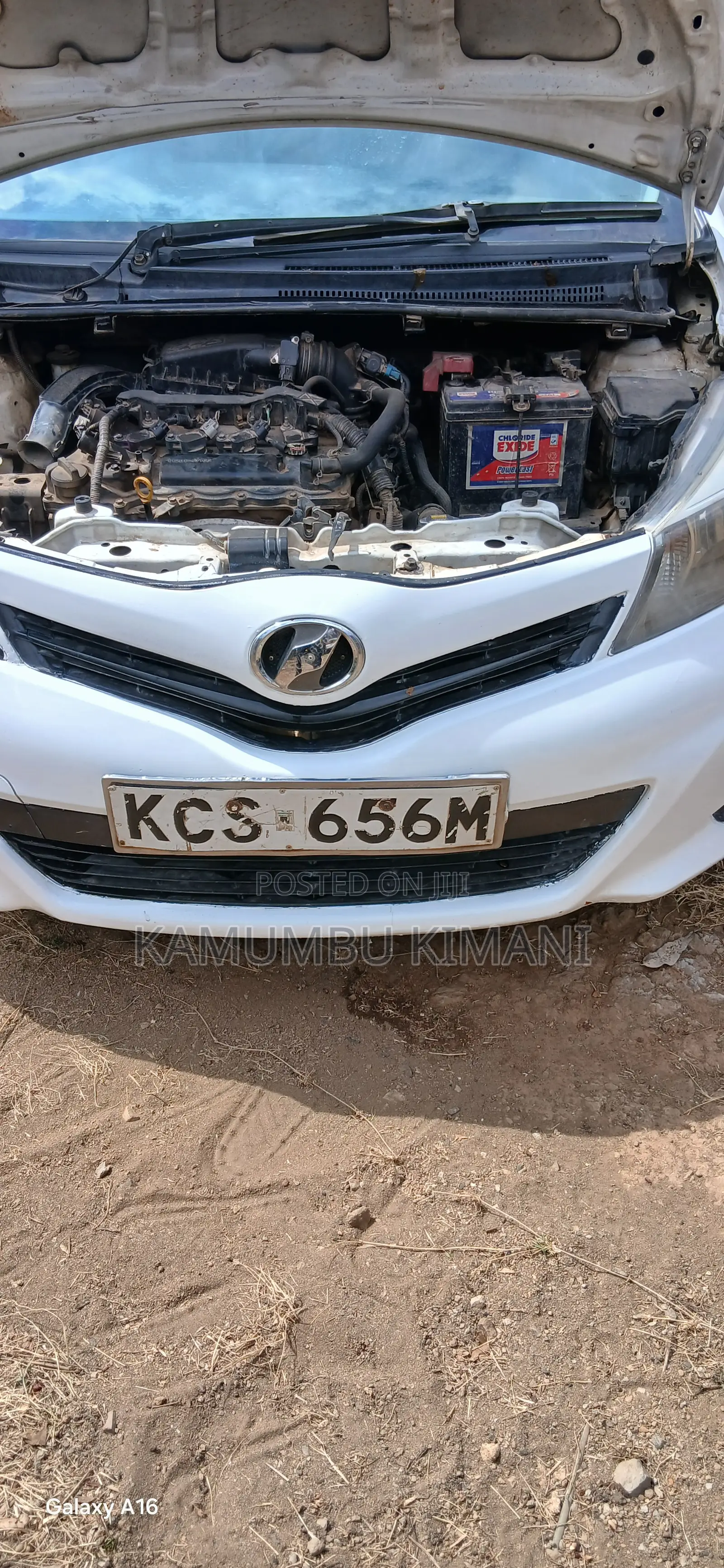 Toyota Vitz 2012 White
