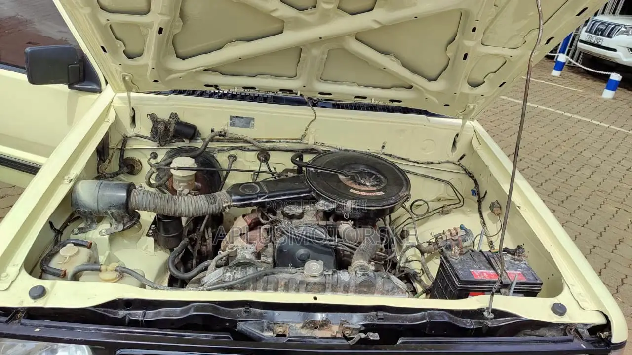Mitsubishi L200 2004 Beige