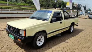 Mitsubishi L200 2004 Beige