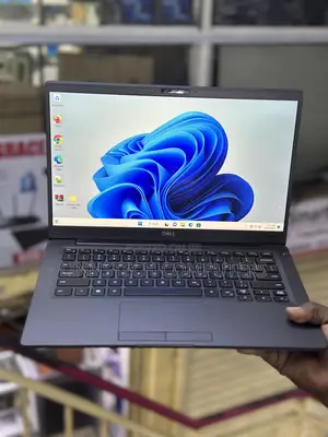 Laptop Dell Latitude 7400 8GB Intel Core i5 SSD 256GB