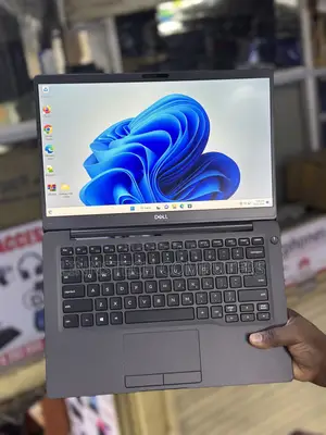 Laptop Dell Latitude 7400 8GB Intel Core i5 SSD 256GB