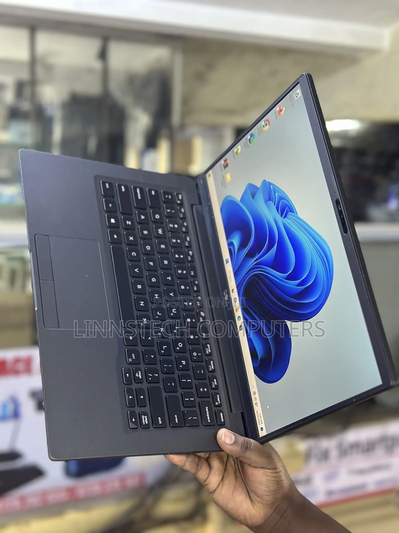 Laptop Dell Latitude 7400 8GB Intel Core i5 SSD 256GB