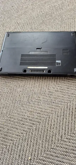 Laptop Dell Latitude E7240 4GB Intel Core i5 SSD 128GB
