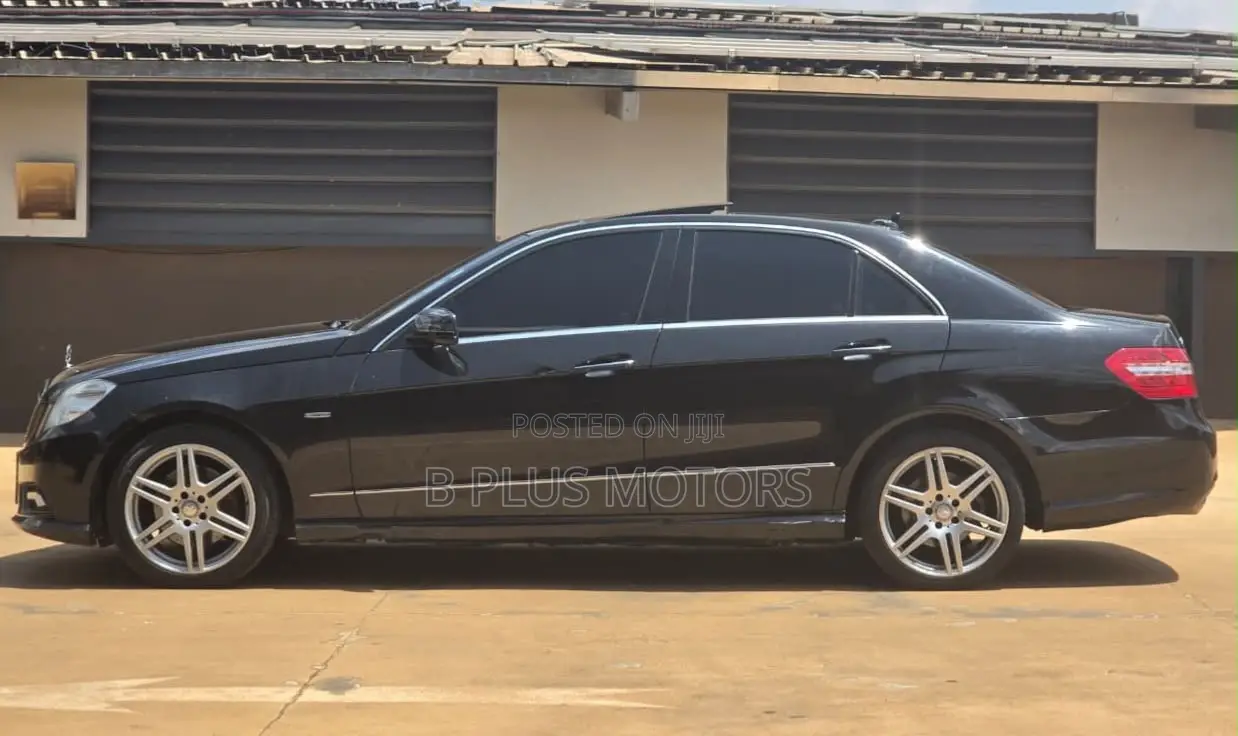 Mercedes-Benz E250 2011 Black