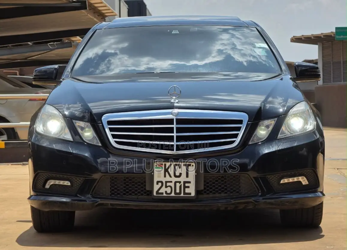 Mercedes-Benz E250 2011 Black