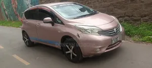 Nissan Note 2014 Pink