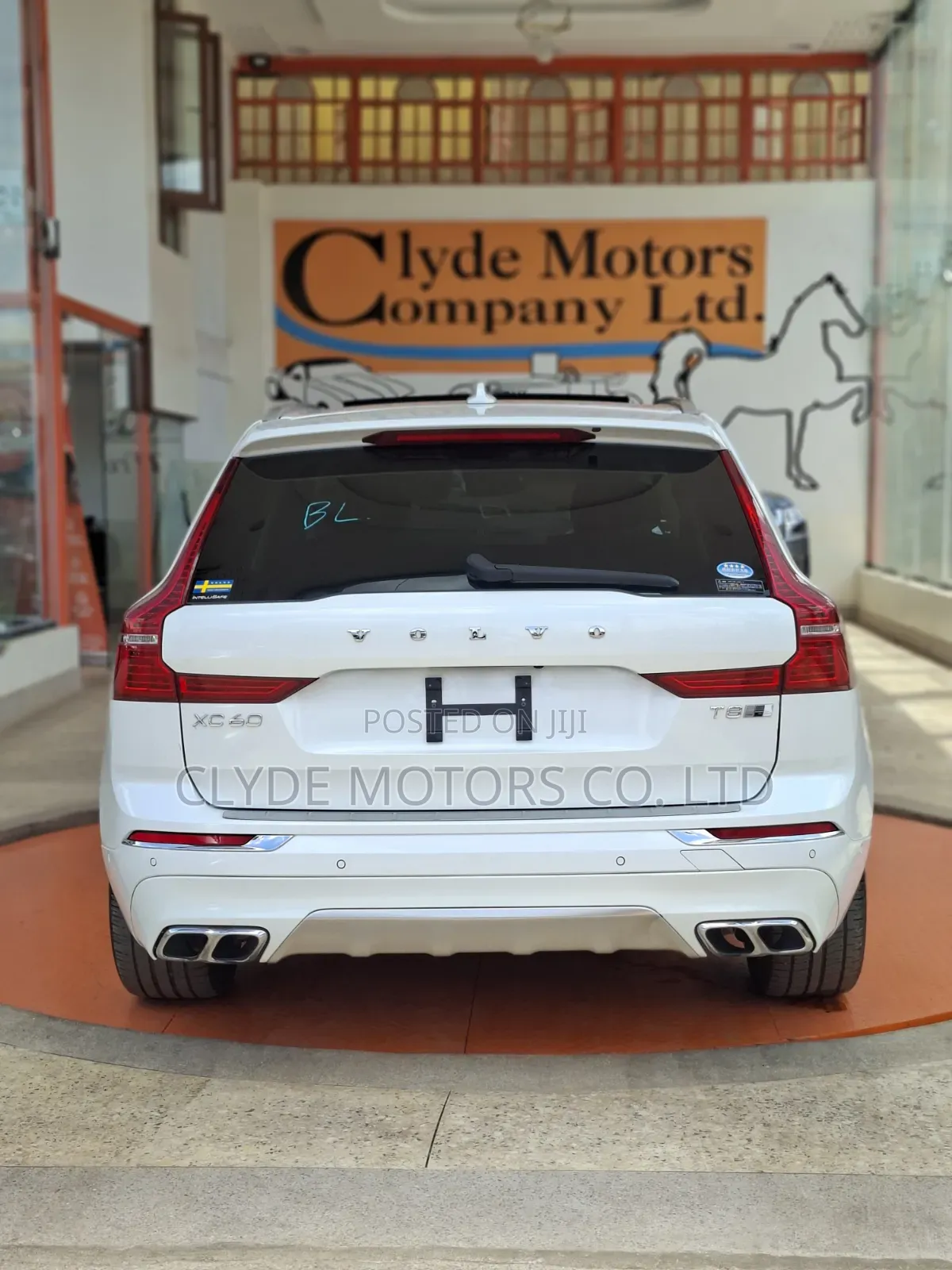 Volvo XC60 2019 White
