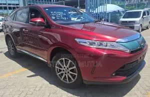 Toyota Harrier 2.0 2019 Maroon