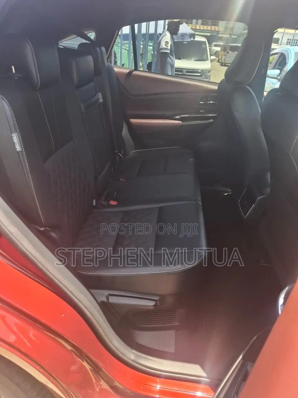 Toyota Harrier 2.0 2019 Maroon