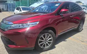 Toyota Harrier 2.0 2019 Maroon