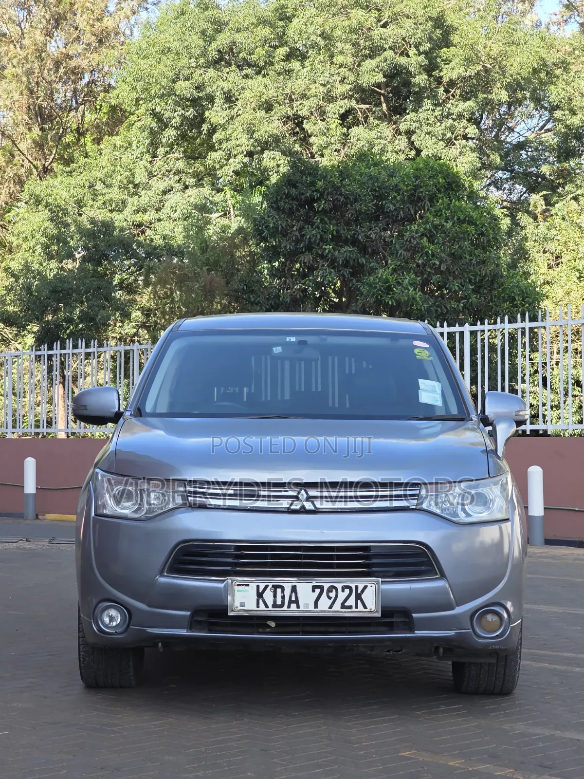Mitsubishi Outlander 2014 Silver