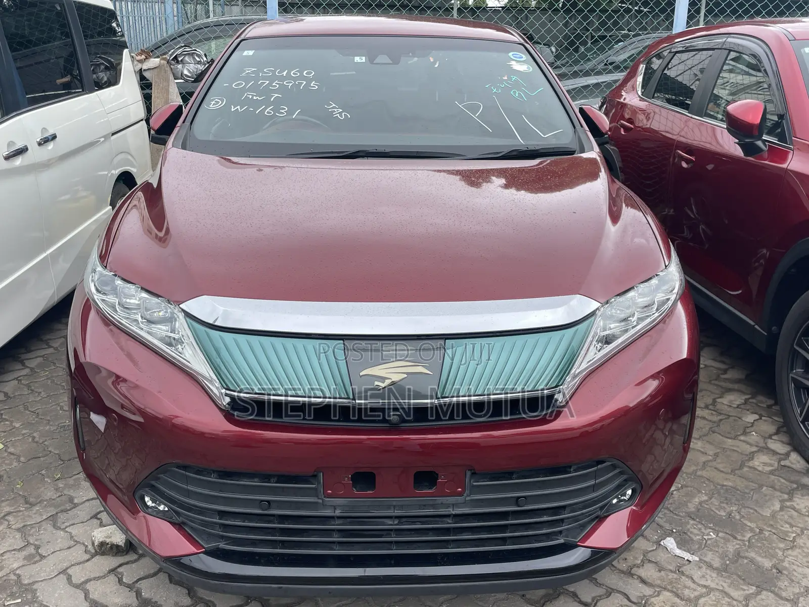Toyota Harrier 2.0 2019 Maroon