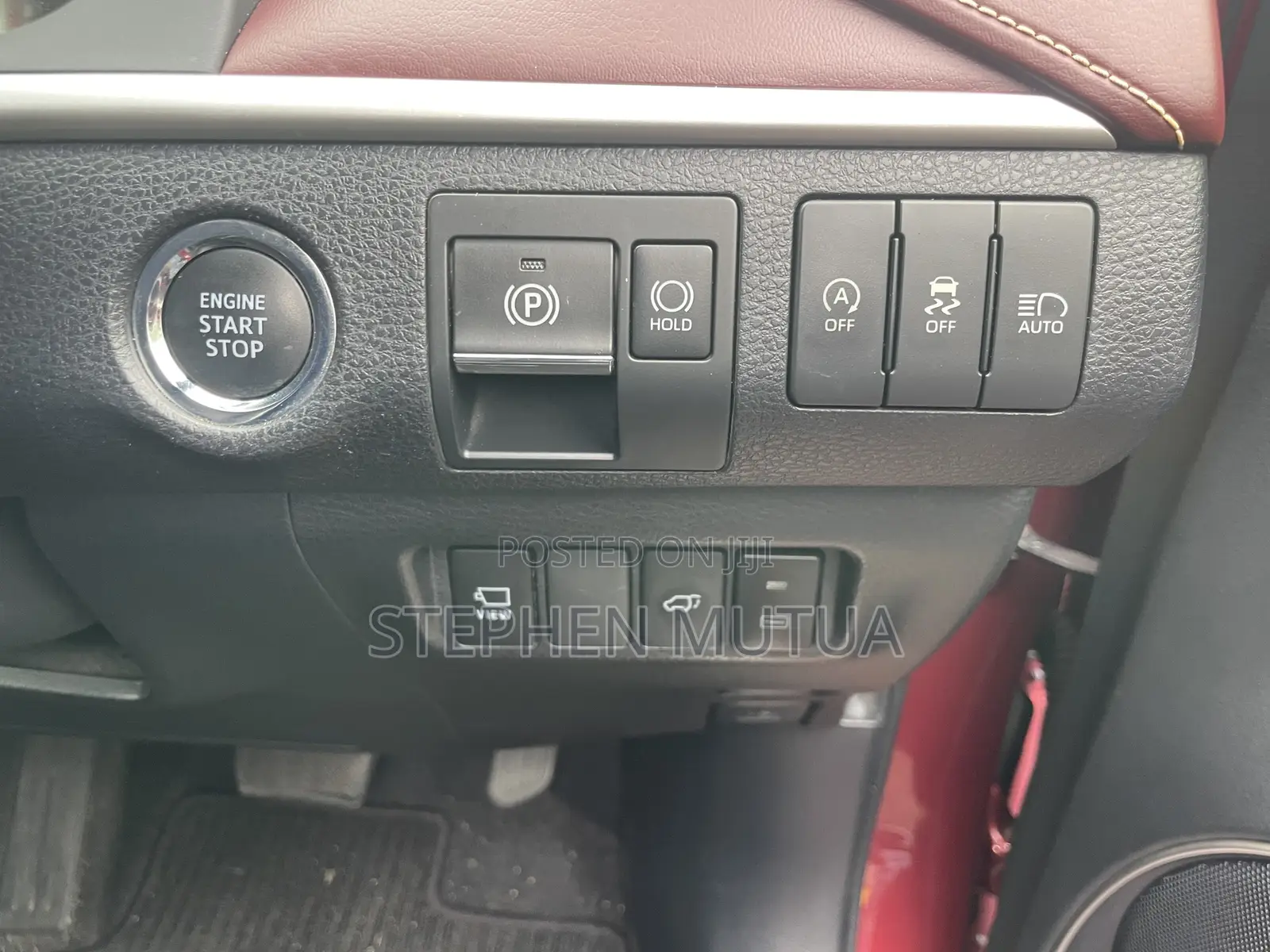 Toyota Harrier 2.0 2019 Maroon