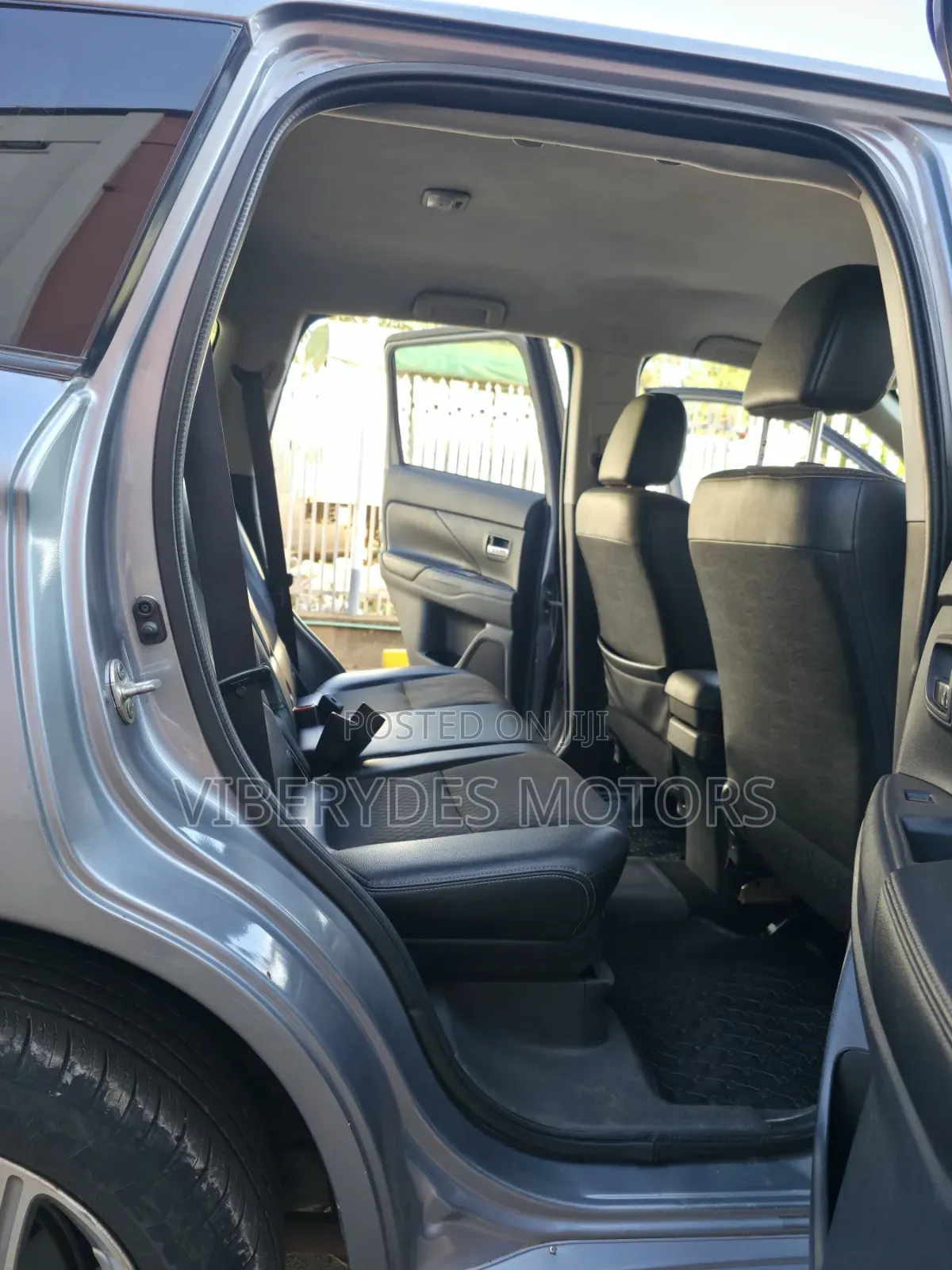 Mitsubishi Outlander 2014 Silver