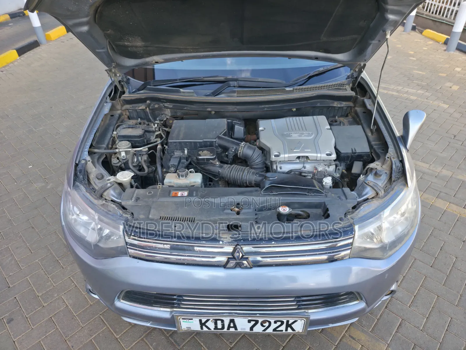 Mitsubishi Outlander 2014 Silver