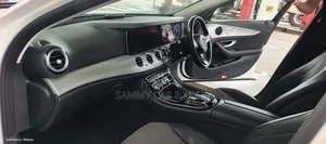Mercedes-Benz E200 2018 White
