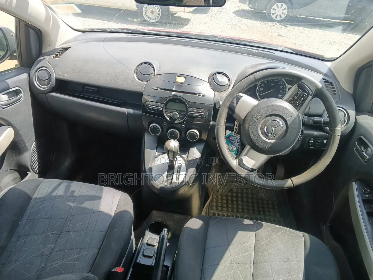 Mazda Demio 2012