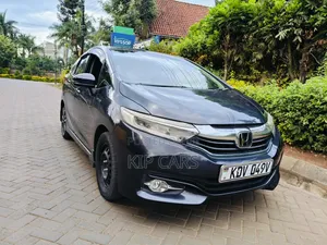 Honda Shuttle 1.5 Hybrid 2WD 2018 Gray