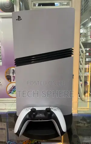 Slightly Used PS5 PRO Console Plus One Pad