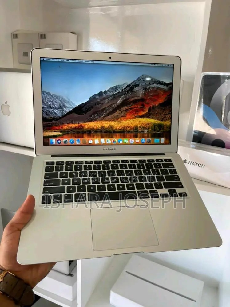 Laptop Apple MacBook Air 2017 8GB Intel Core i5 SSD 128GB